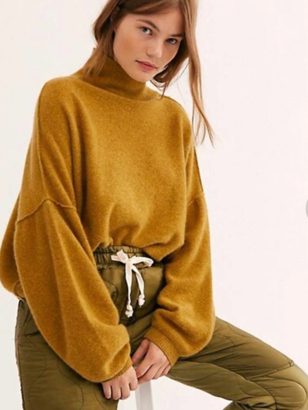 Free People 100%Cashmere Mustard Balloon-Sleeve Turtleneck Sweater size S.